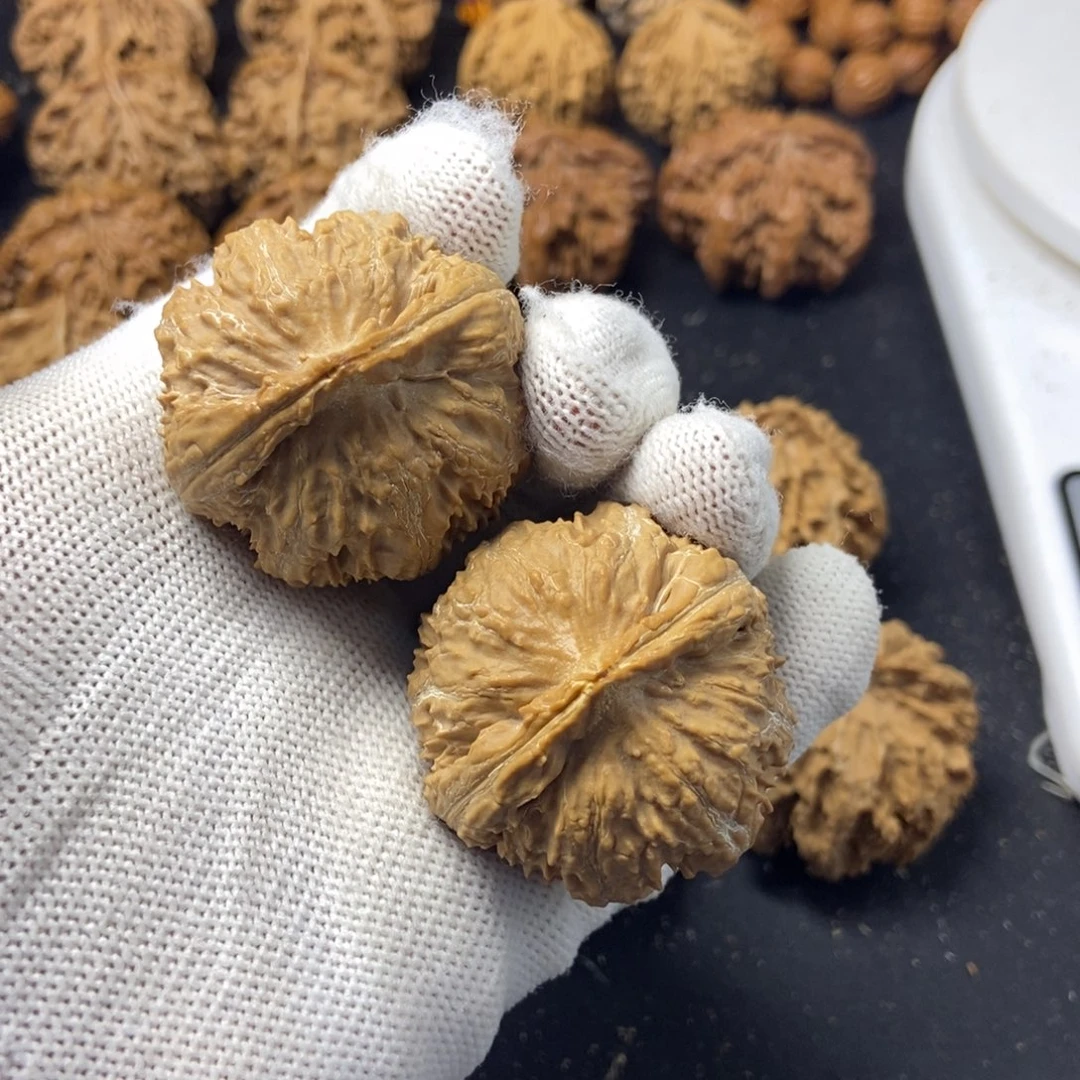 桃核把件东**起秦岭核桃小笼包39