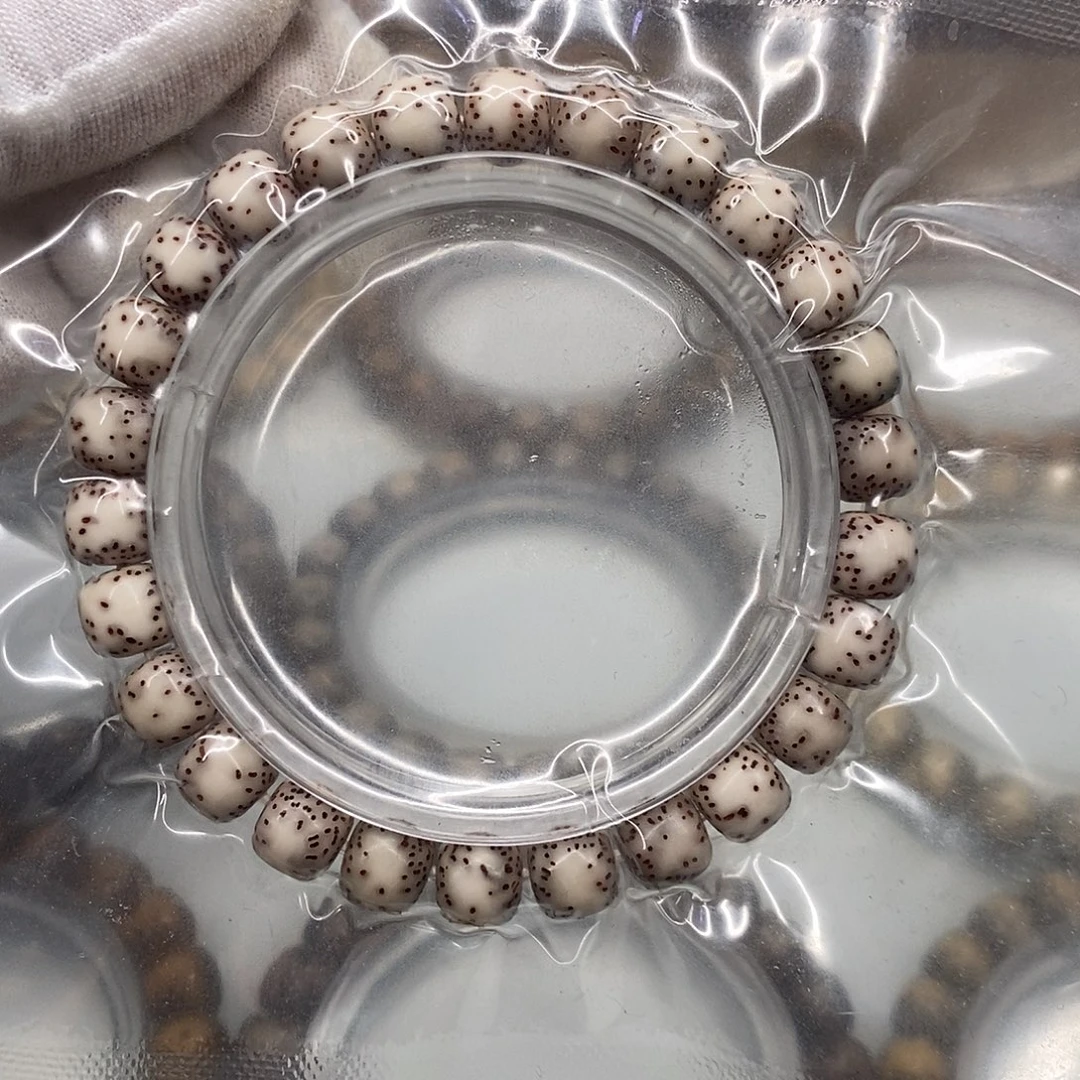 星月菩提手串9×8一物一图原生态同枝粉冰大留白