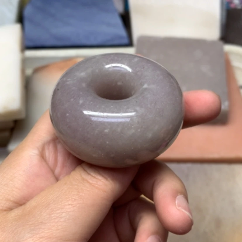 【闪购商品】未镶嵌手镯（圆镯）石英岩玉紫玉胖甜甜圈