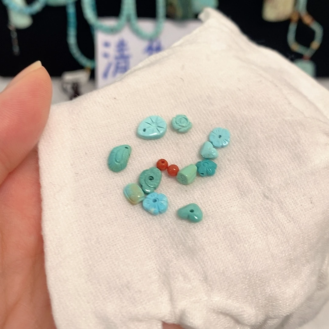 南红玛瑙未镶嵌珠宝奇石