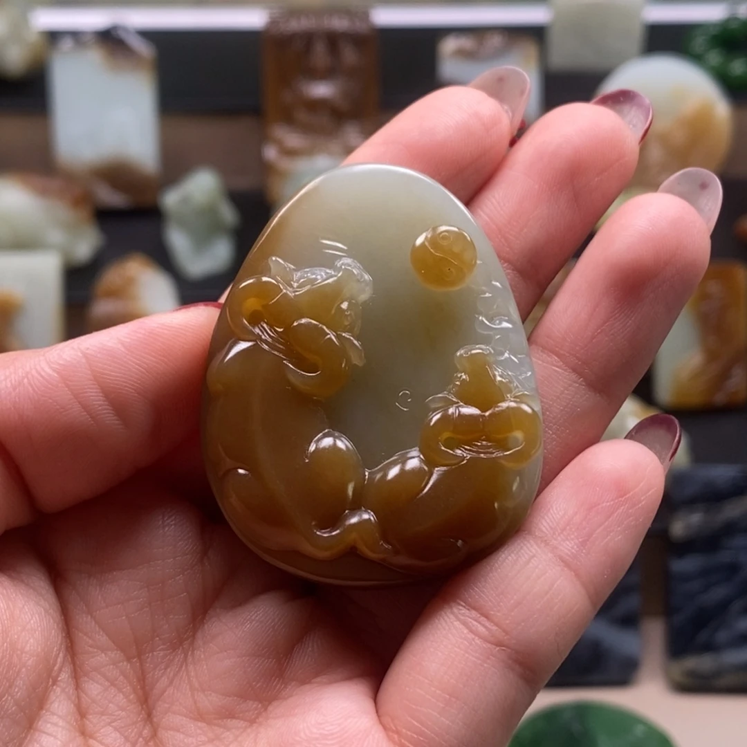 未镶嵌和田玉挂件