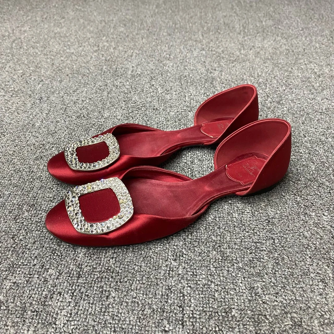 95新 Roger Vivier/罗杰·维威耶 98新RV37.5码红色平底鞋BF00869