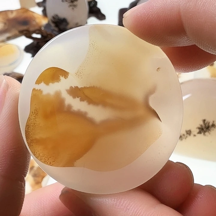 玛瑙/玉髓未镶嵌珠宝半成品