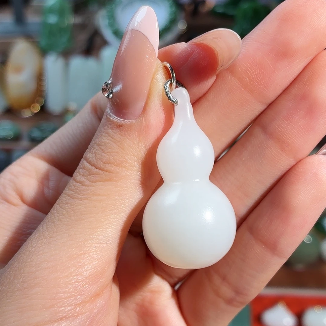 和田玉未镶嵌颈饰T