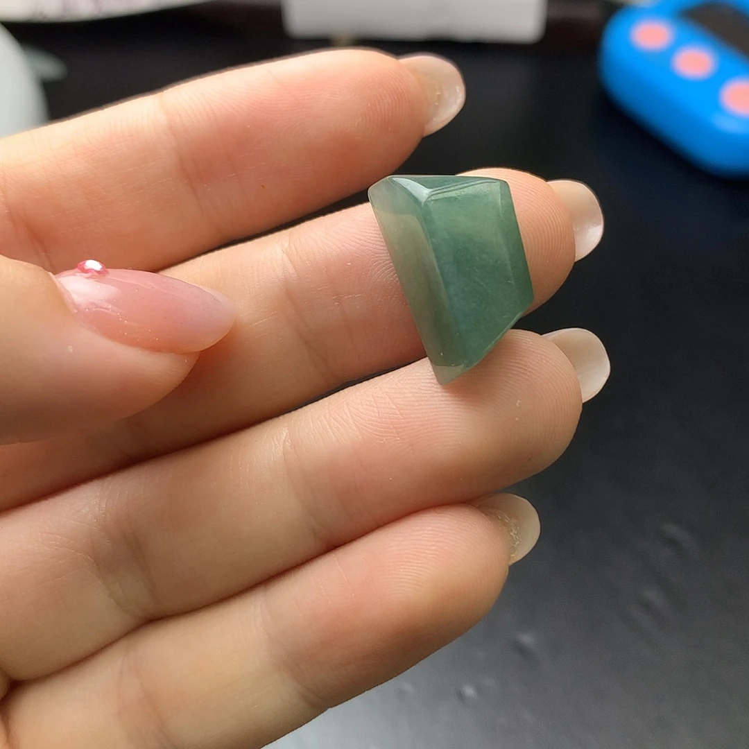 翡翠未镶嵌颈饰翡翠首饰未镶嵌吊坠