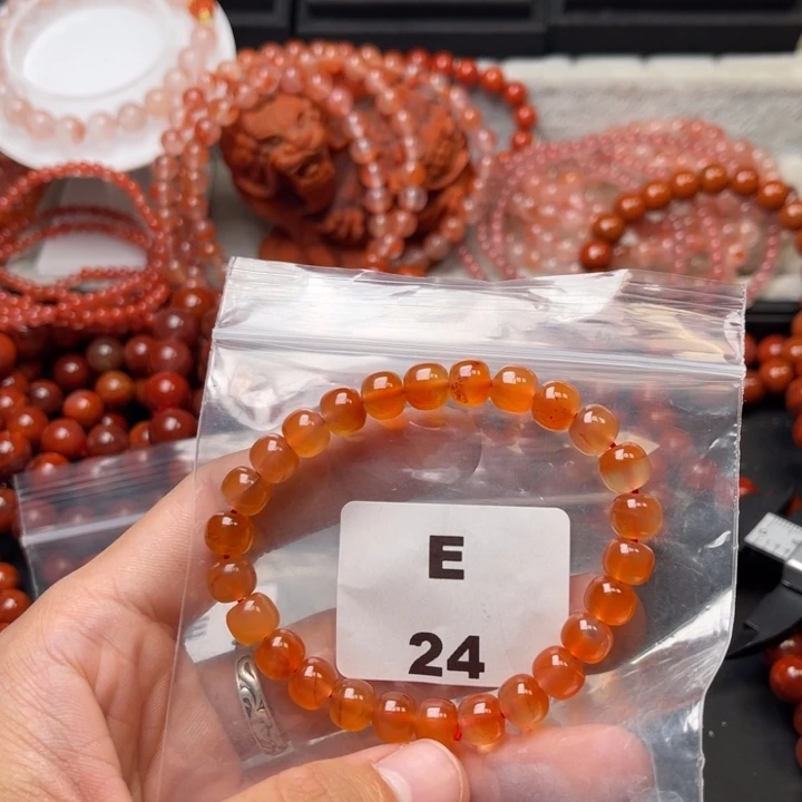 南红玛瑙未镶嵌多样性发货默认微瑕称重8mm