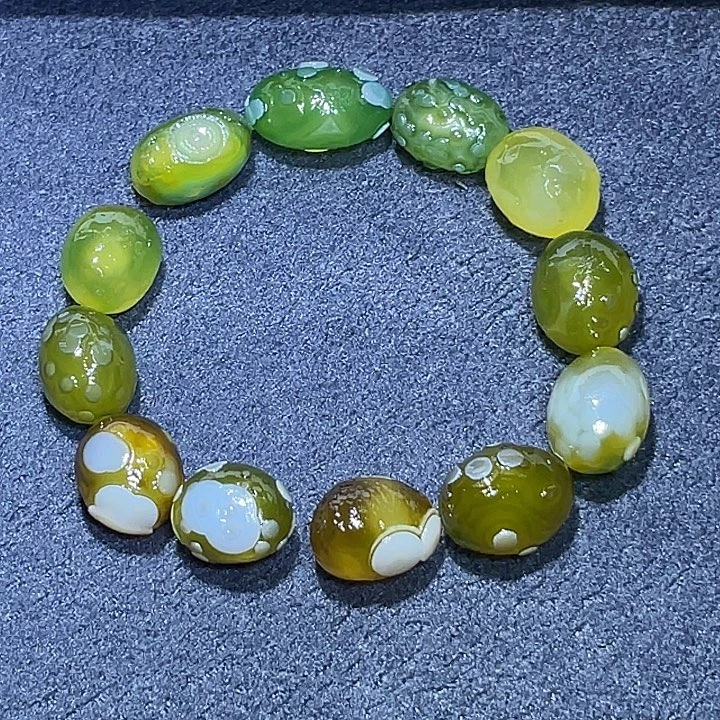 玛瑙/玉髓未镶嵌珠宝奇石