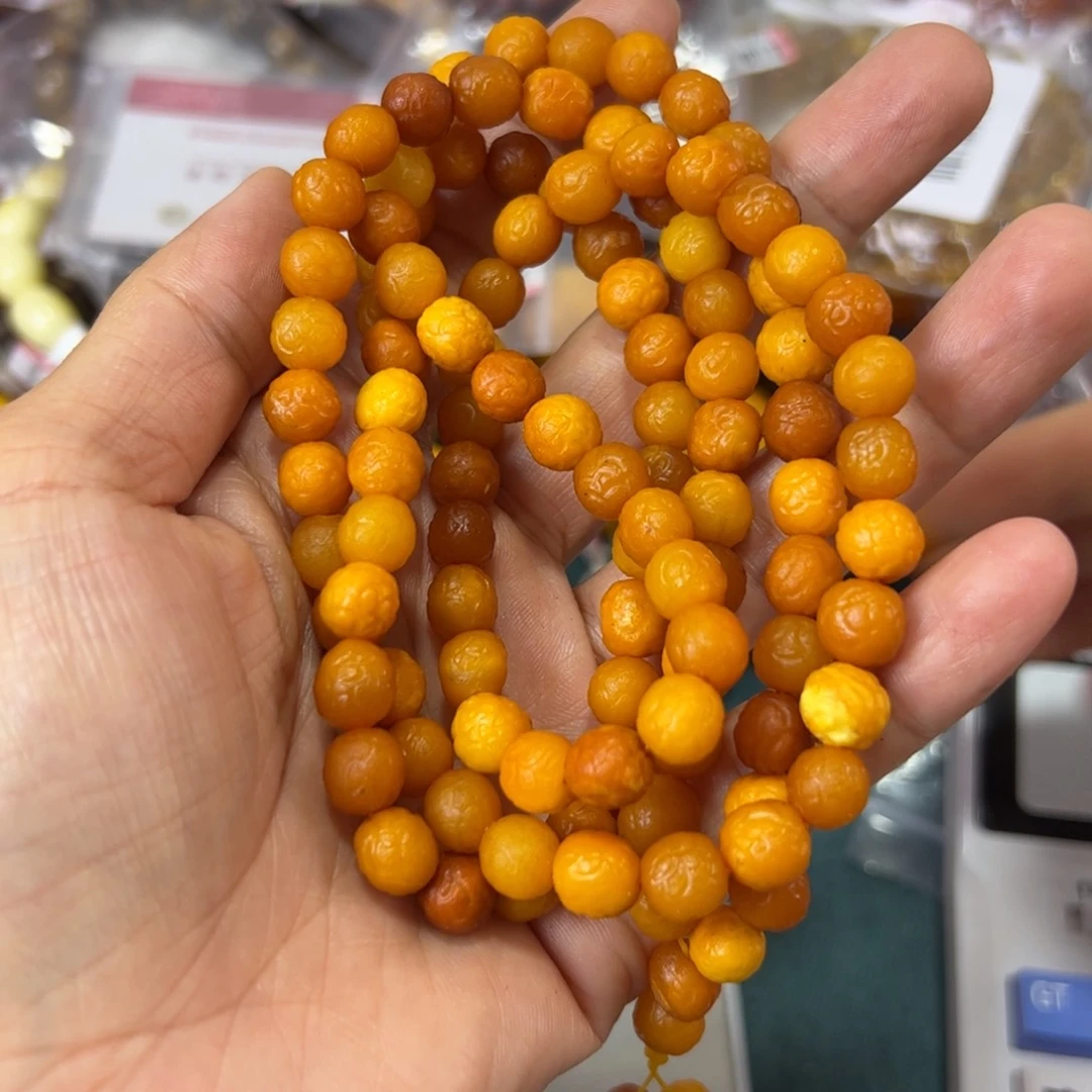 未镶嵌琥珀珠宝奇石158