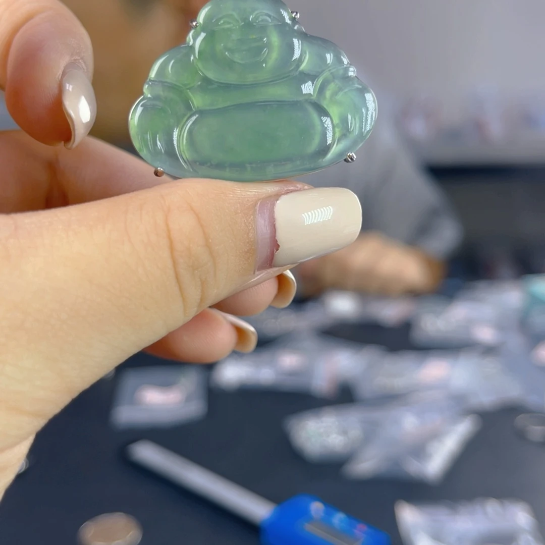 翡翠未镶嵌颈饰天然翡翠A货