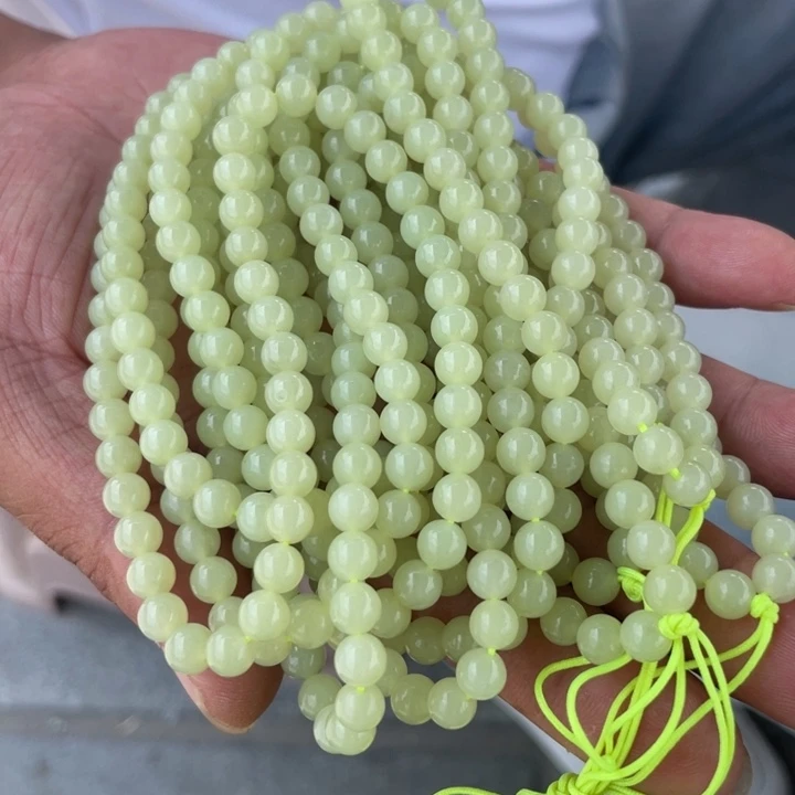 和田玉未镶嵌颈饰多样性发货，发其一