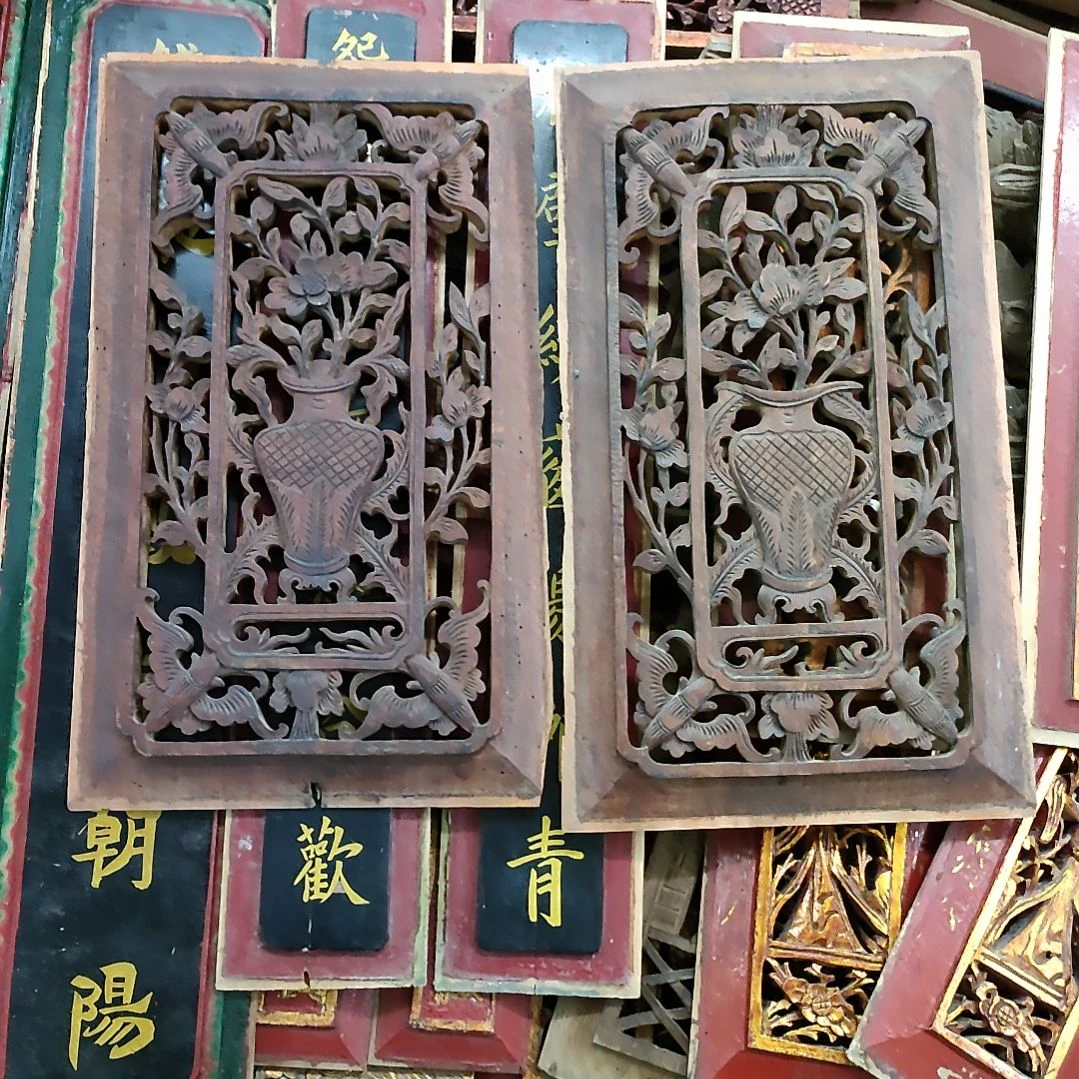 木业**钻木雕花板木雕花板