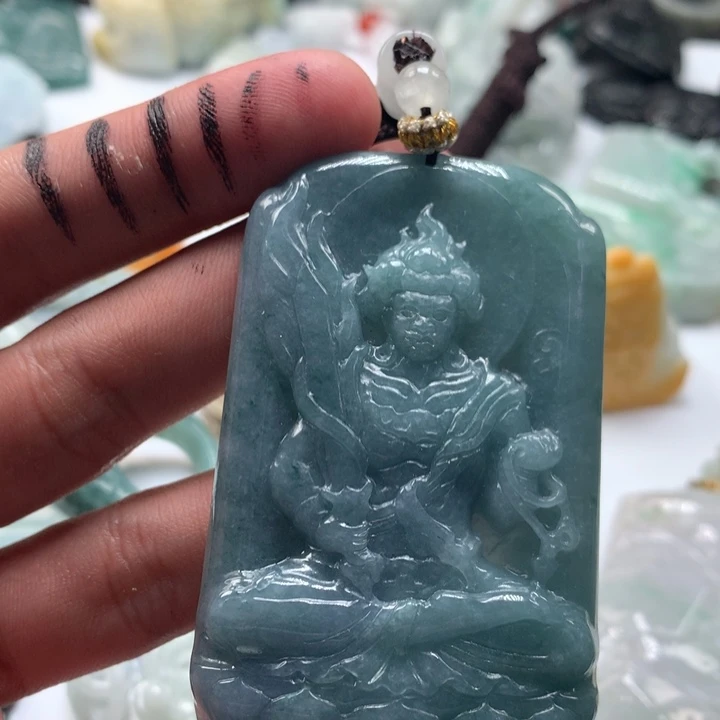 翡翠未镶嵌颈饰保真天然a货翡翠