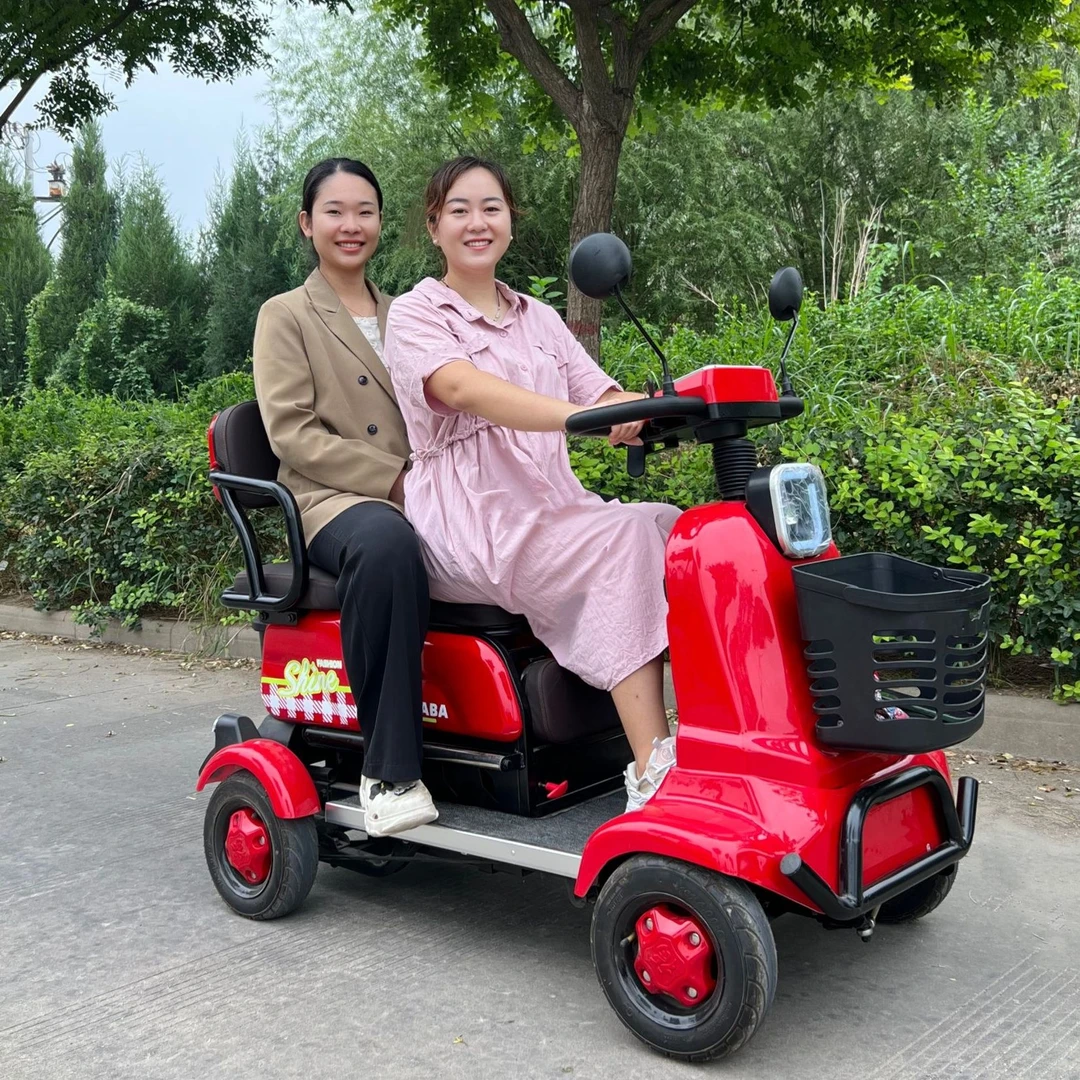 新款电动四轮车适合老年人代步接送孩子日常骑行残疾人老年人代步