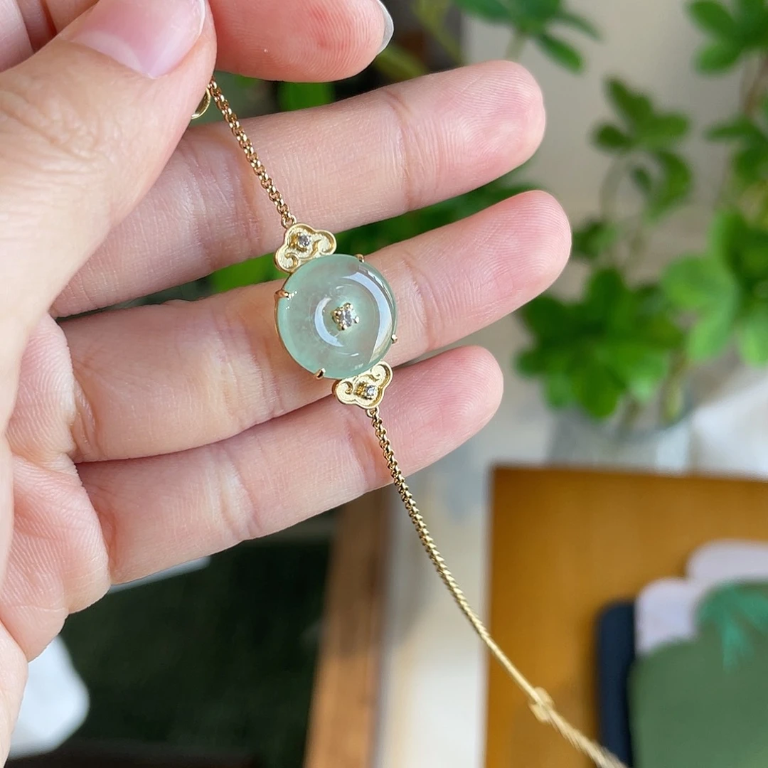 翡翠手链18K金镶嵌冰绿雪花棉扣子