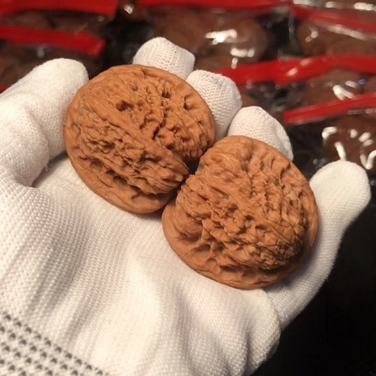 文玩核桃把件南疆石40