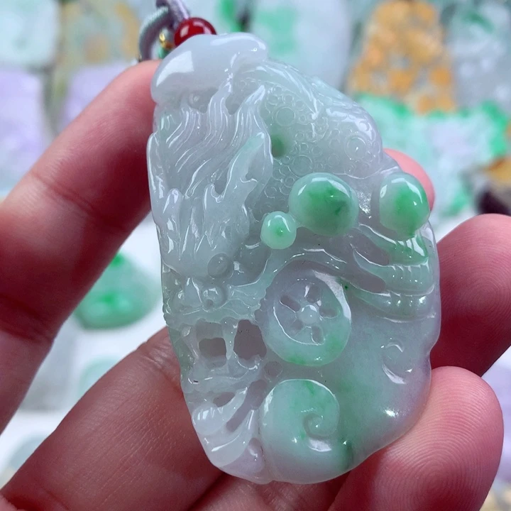 吊坠(不含链)未镶嵌翡翠