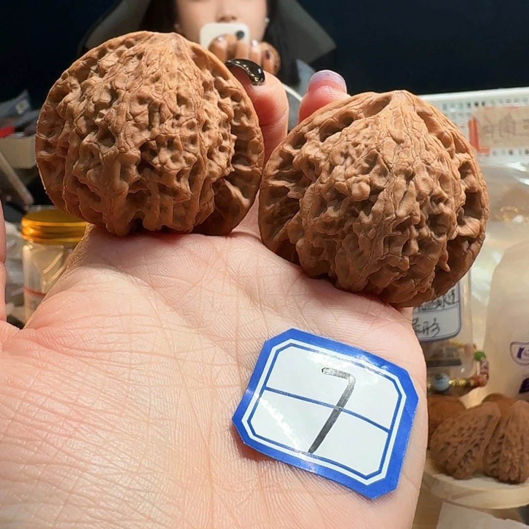 吊坠桃核平谷虎头王46尺