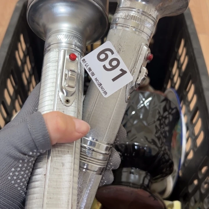 我***清陶瓷工艺品000691