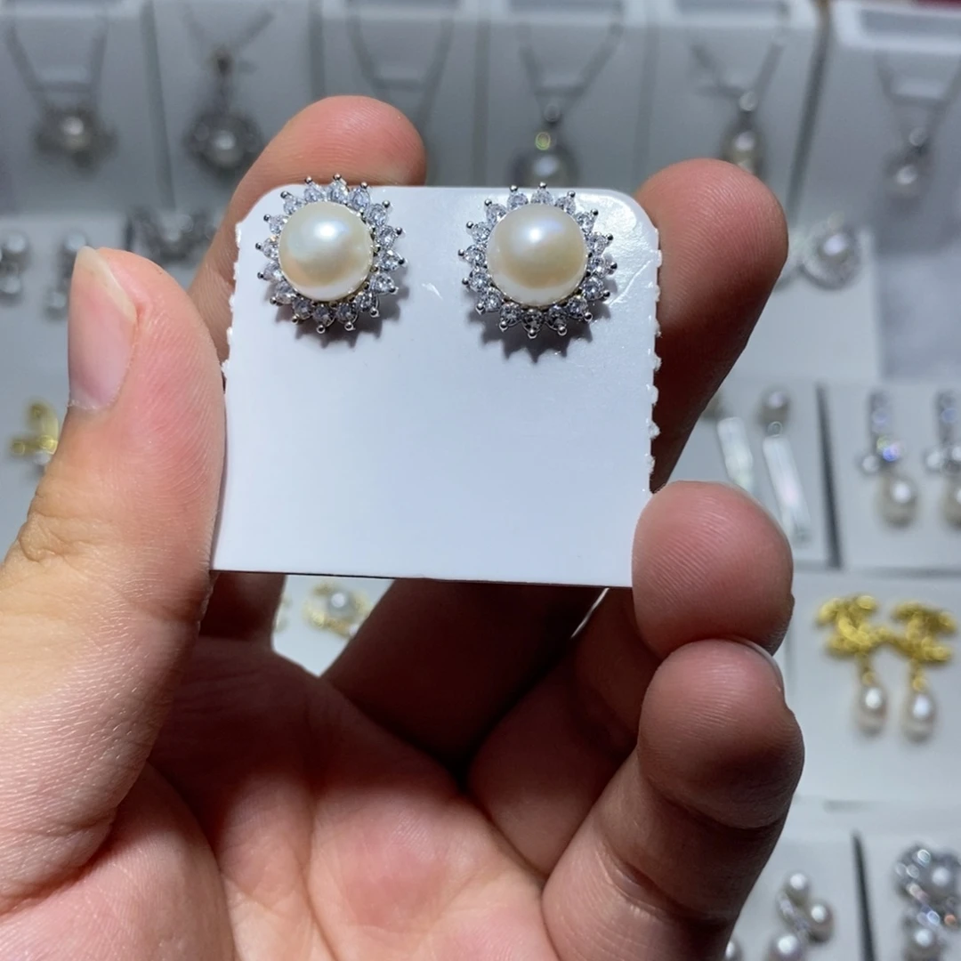 淡水珍珠未镶嵌耳饰