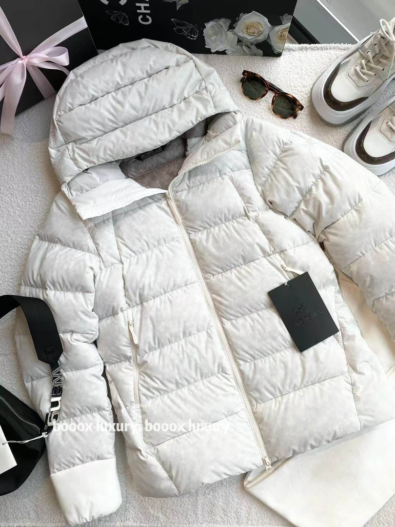 95新 ARC'TERYX/始祖鸟  xw214 锦轮 Thorium纯色Logo刺绣羽绒服S