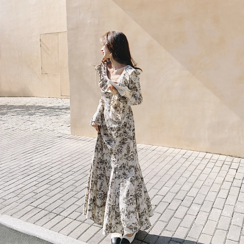 法式茶歇碎花连衣裙女2025春秋新款小众设计高级感复古气质鱼尾裙