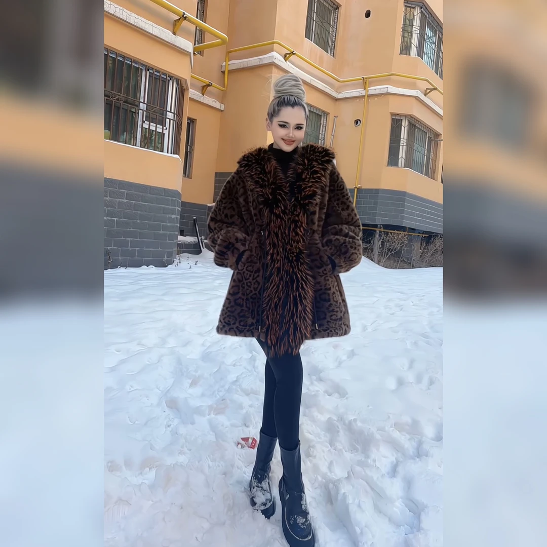 24042加厚冬季士短外套豹纹立领外套收腰时尚网红毛毛外套