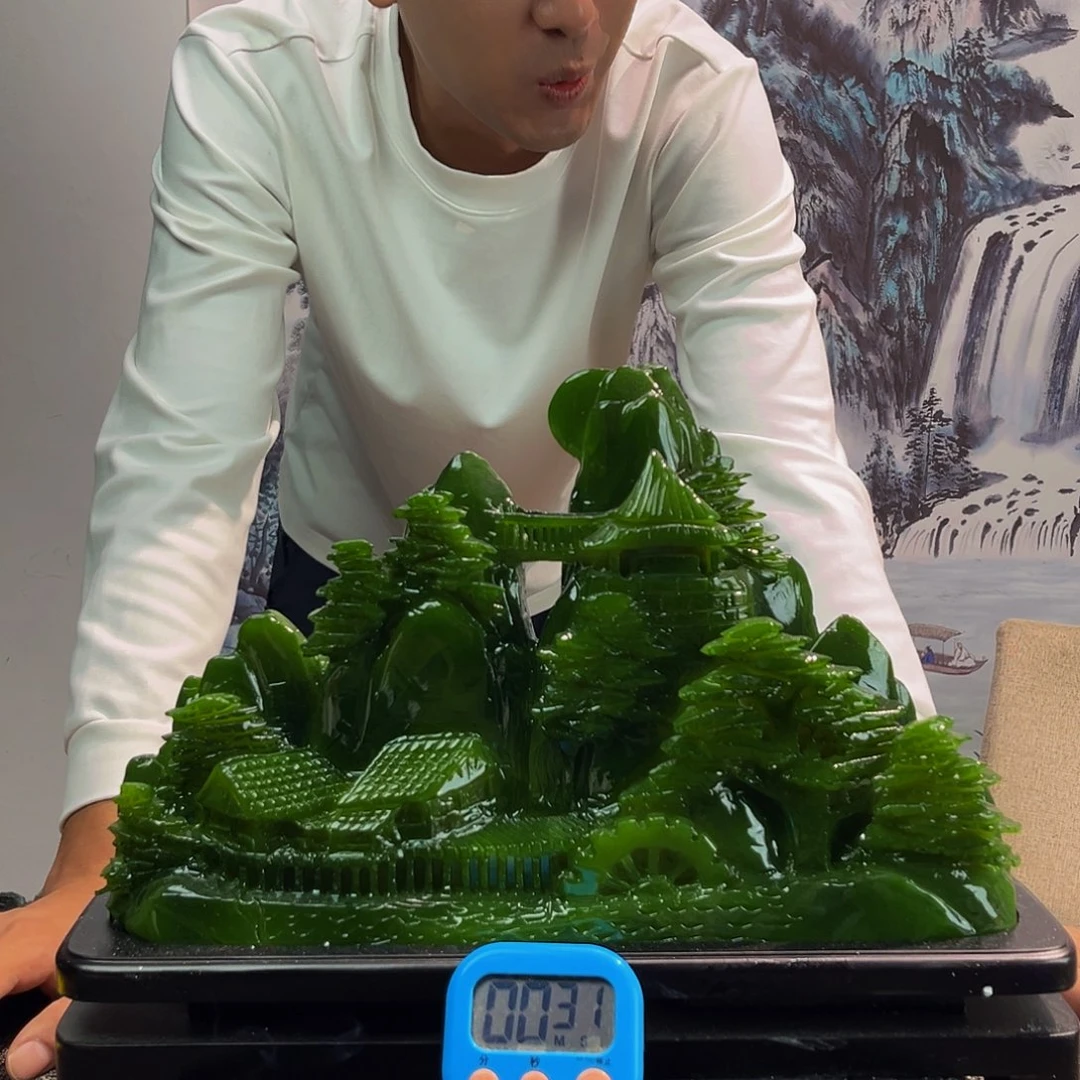 用***9玉玉摆件绿色带底座