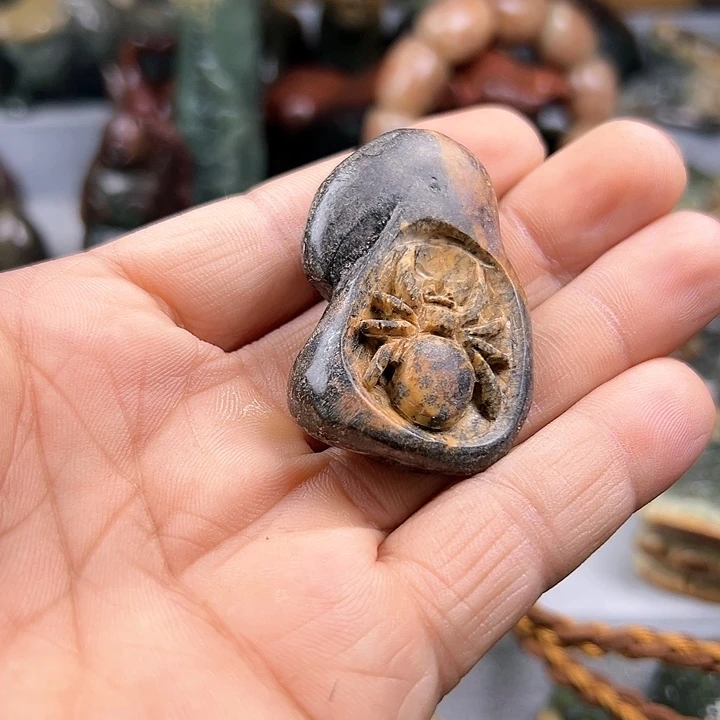 岫岩河磨玉（透闪石质玉）未镶嵌车挂细*