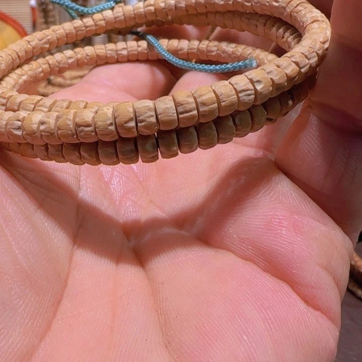 吊坠柏香籽/百香籽药片