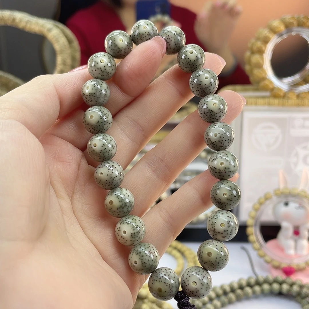 星月菩提吊坠11圆 手持