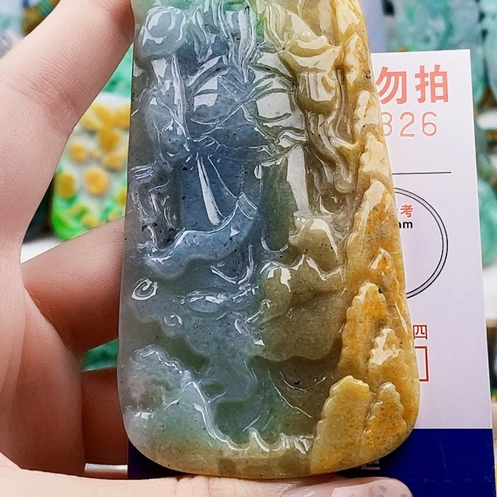 吊坠(不含链)未镶嵌翡翠