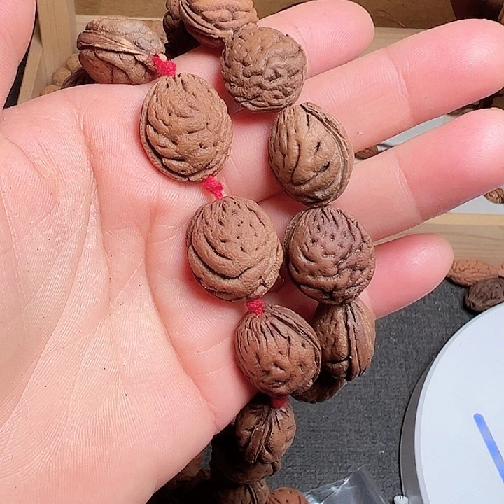 上***…吊坠桃核正宗桃枭手串