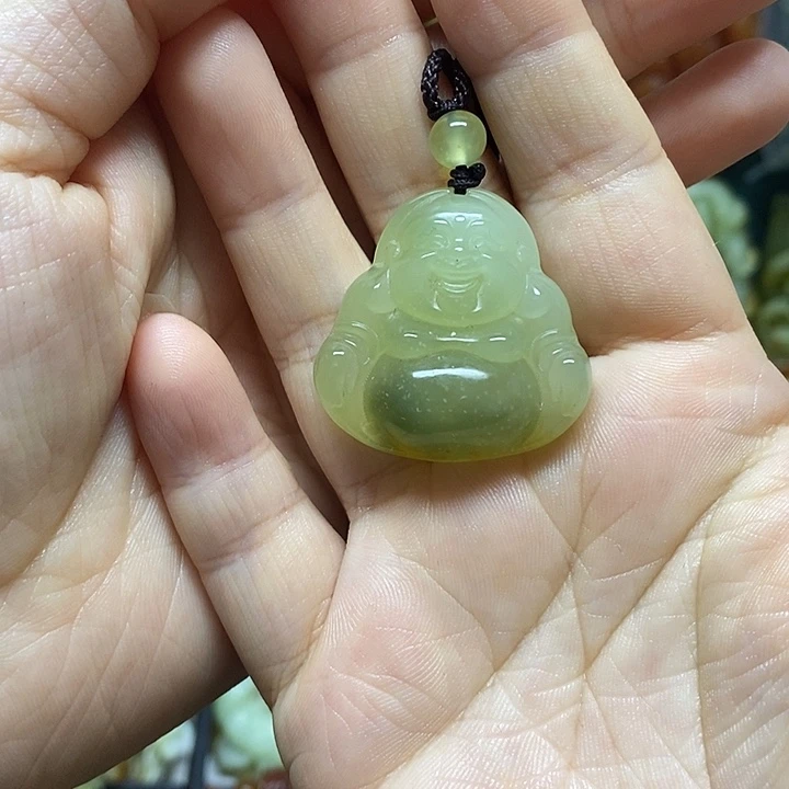未镶嵌岫玉吊坠(赠链)