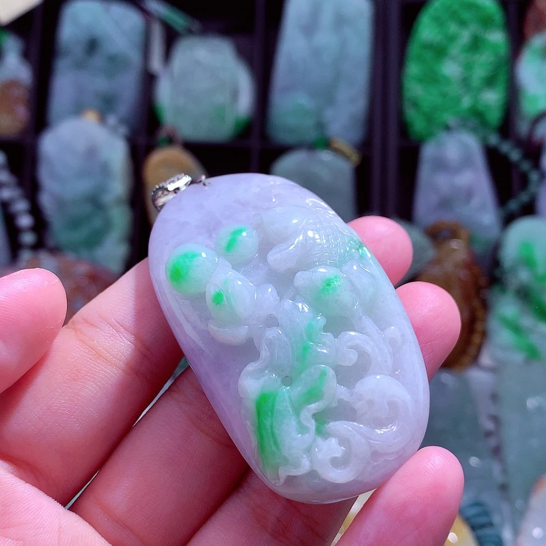 颈饰未镶嵌翡翠天然