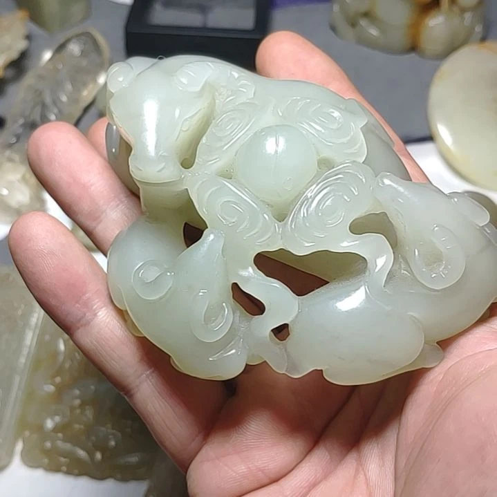 和田玉未镶嵌颈饰妙**演