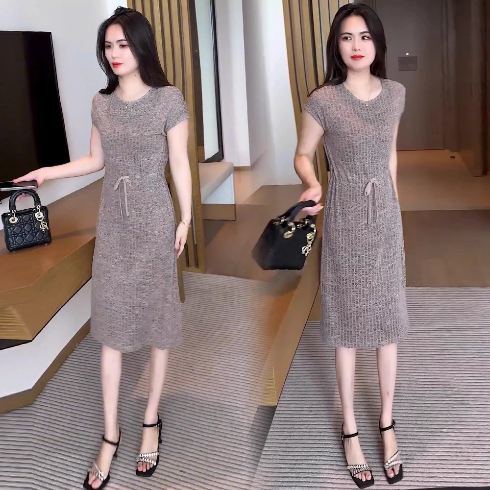 时尚休闲圆领短袖连衣裙女2025夏季新款洋气收腰显瘦中长款A字裙