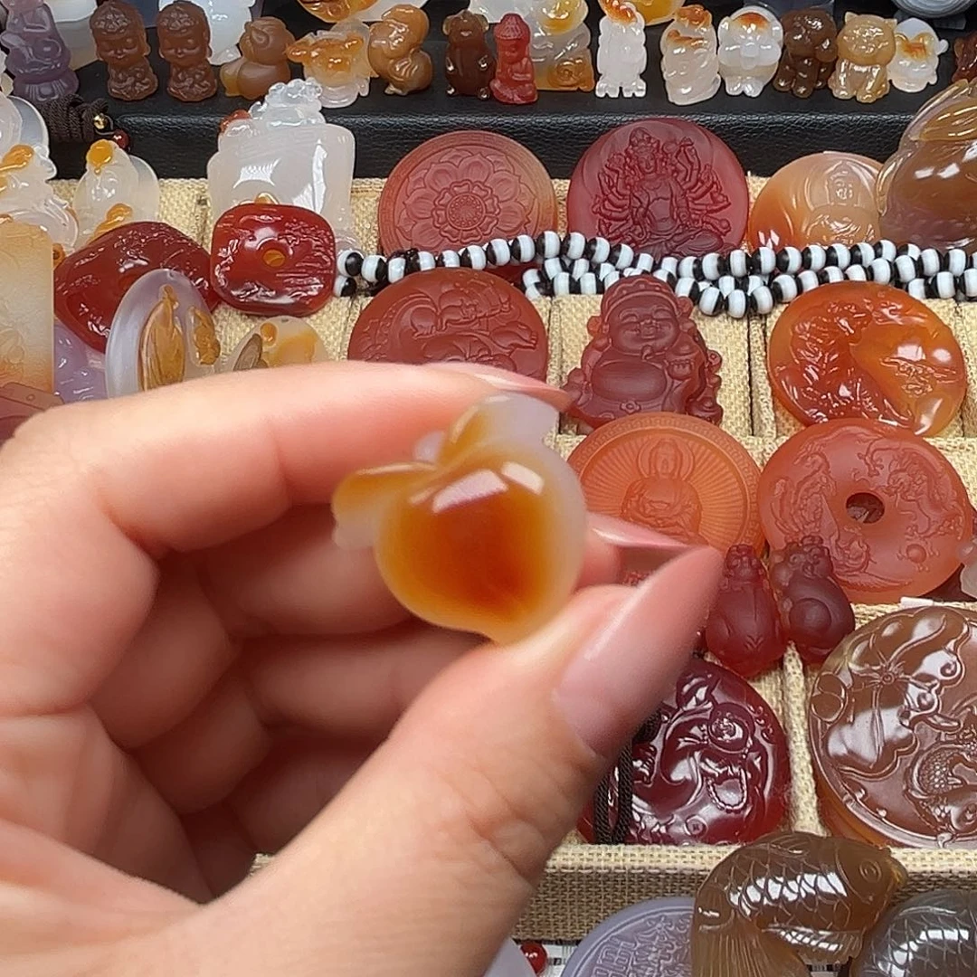 玛瑙/玉髓未镶嵌颈饰