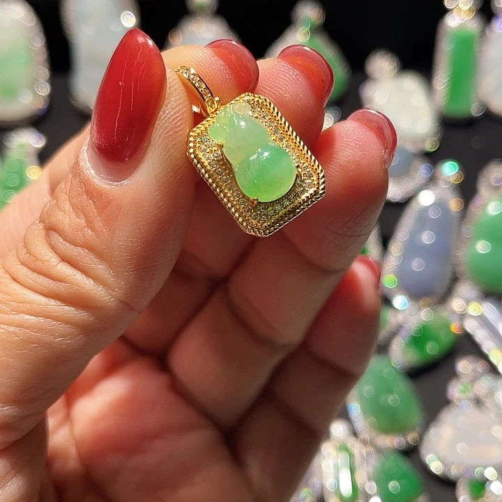 翡翠银S925镶嵌颈饰