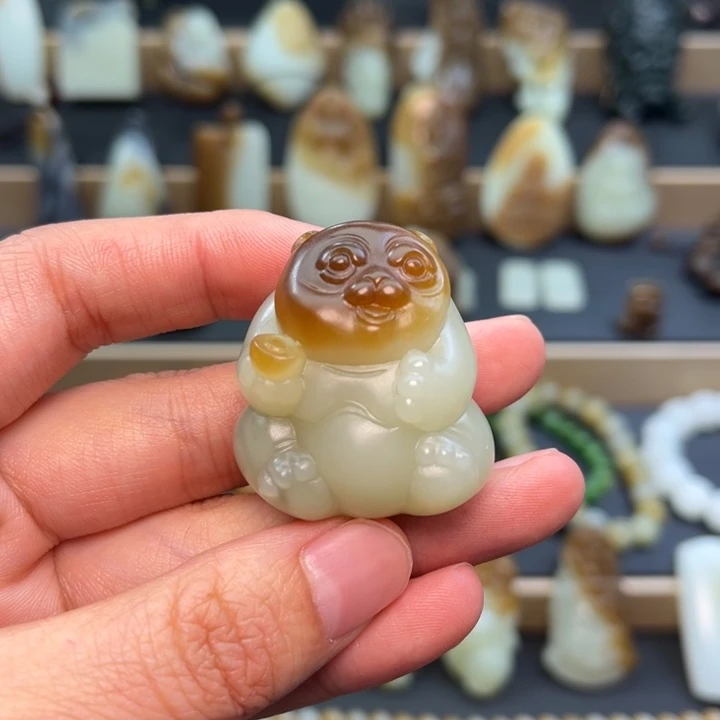 和田玉（糖玉）未镶嵌颈饰幸**活