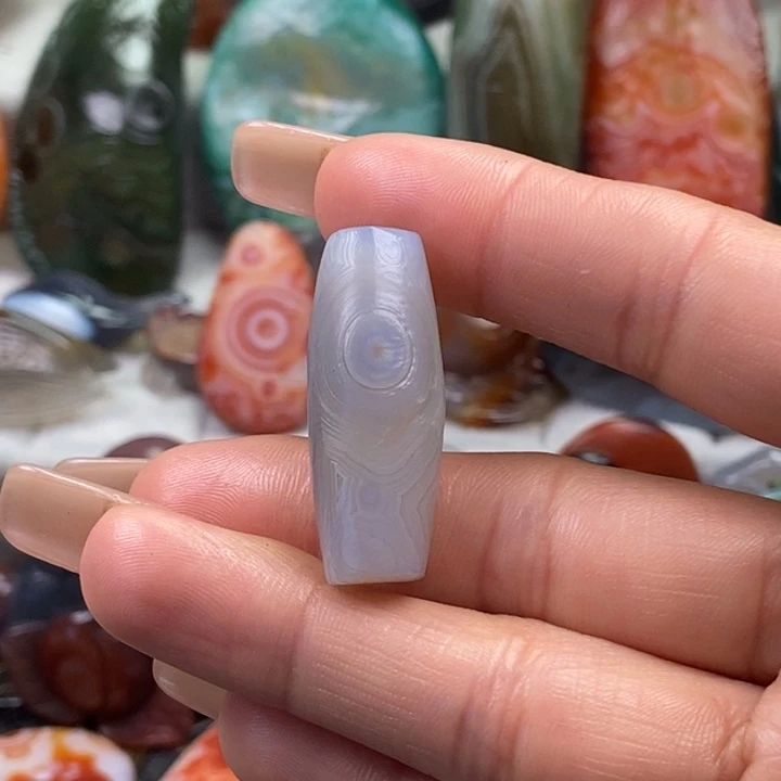 玛瑙/玉髓颈饰未镶嵌至**歌