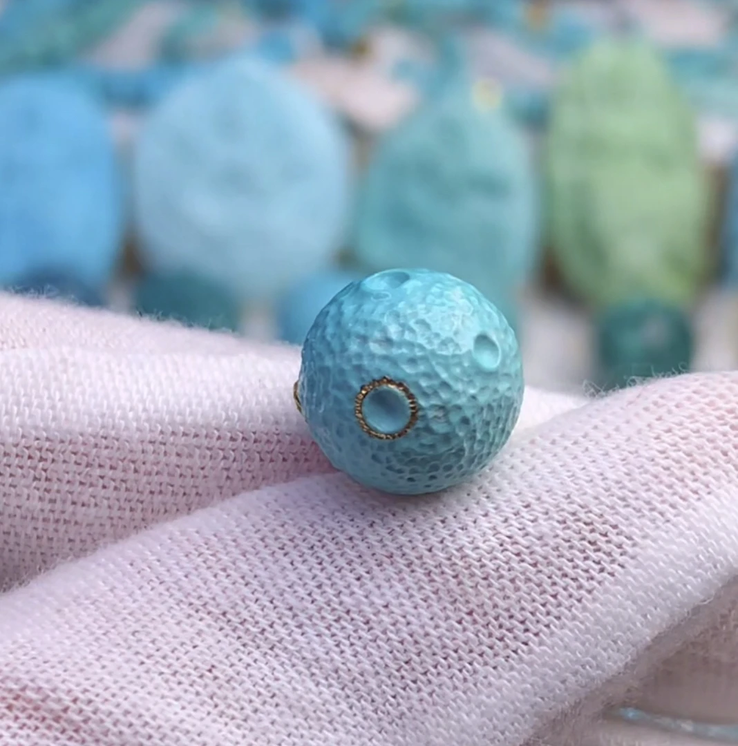 原矿绿松石精品星球珠11.3毫米