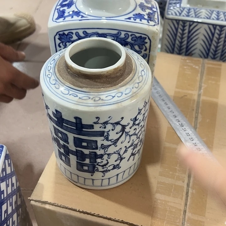 瓷片瑕。。。。。。。。。。。。。。。。
