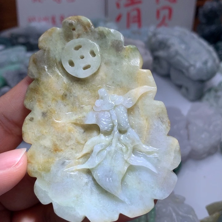 翡翠未镶嵌颈饰保真天然A货翡翠