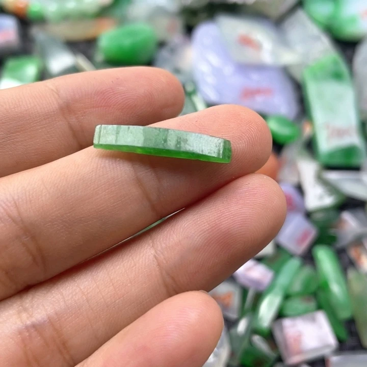 定制翡翠未镶嵌天然翡翠