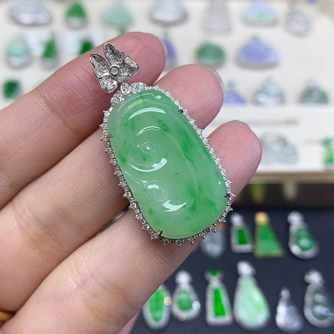 翡翠18K金镶嵌吊坠(不含链)
