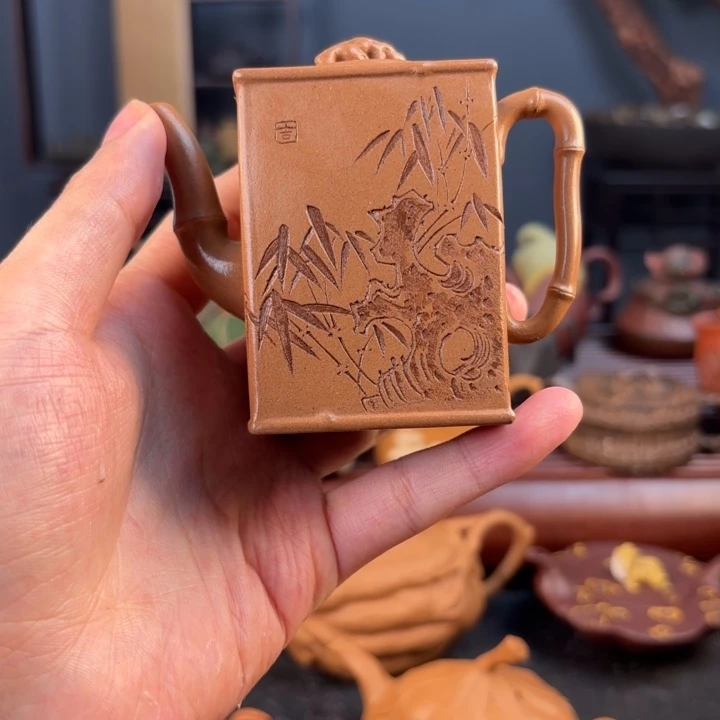茶壶紫砂是不是在上课咯我睡