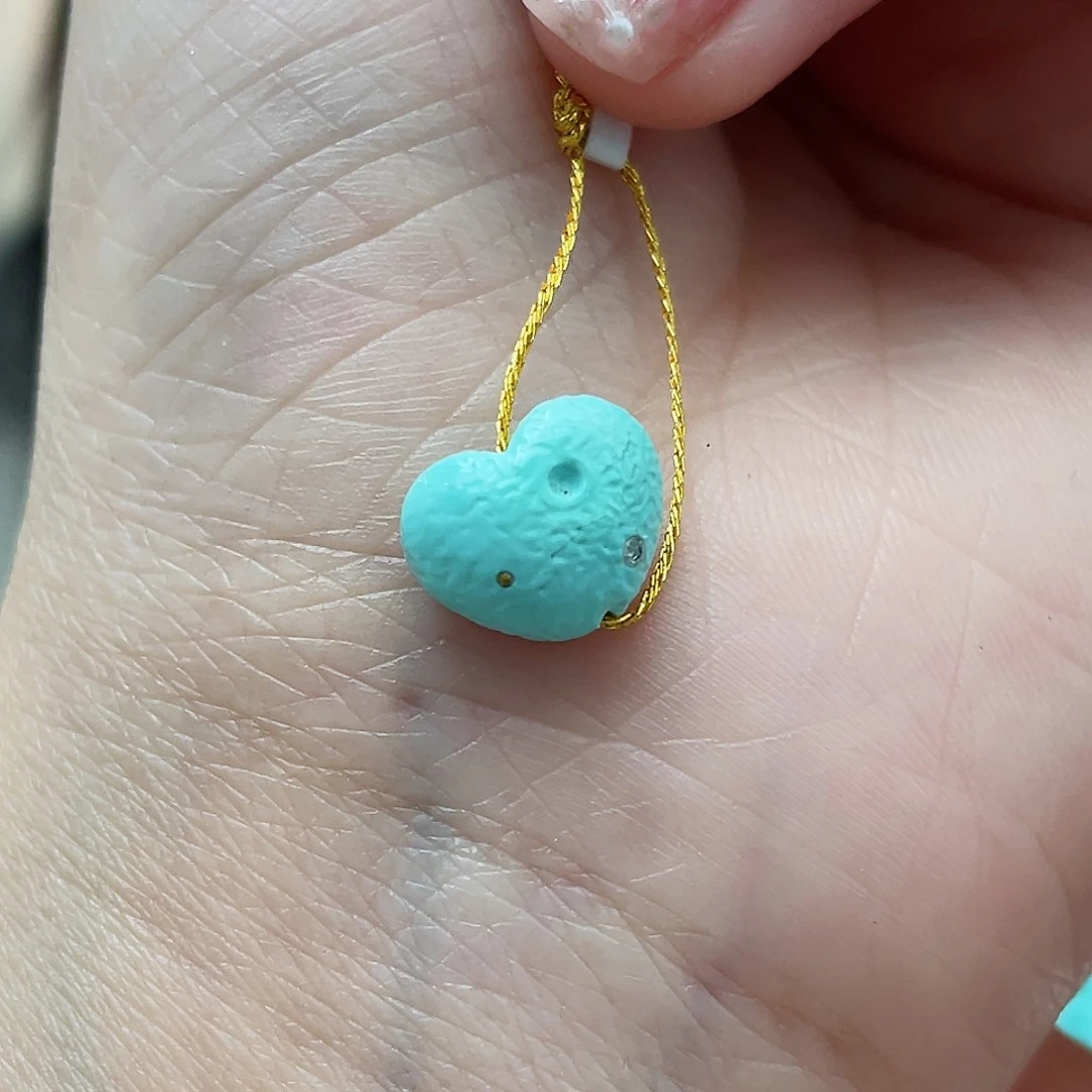 绿松石颈饰未镶嵌