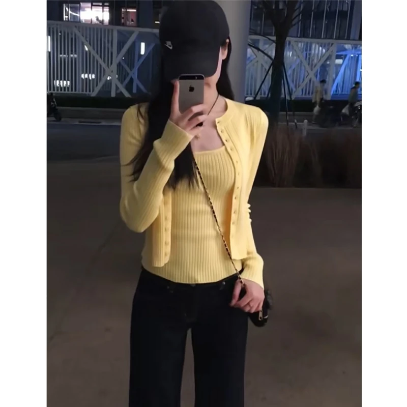 韩系纯欲辣妹黄色针织开衫配吊带两件套女春秋百搭修身显瘦上衣潮