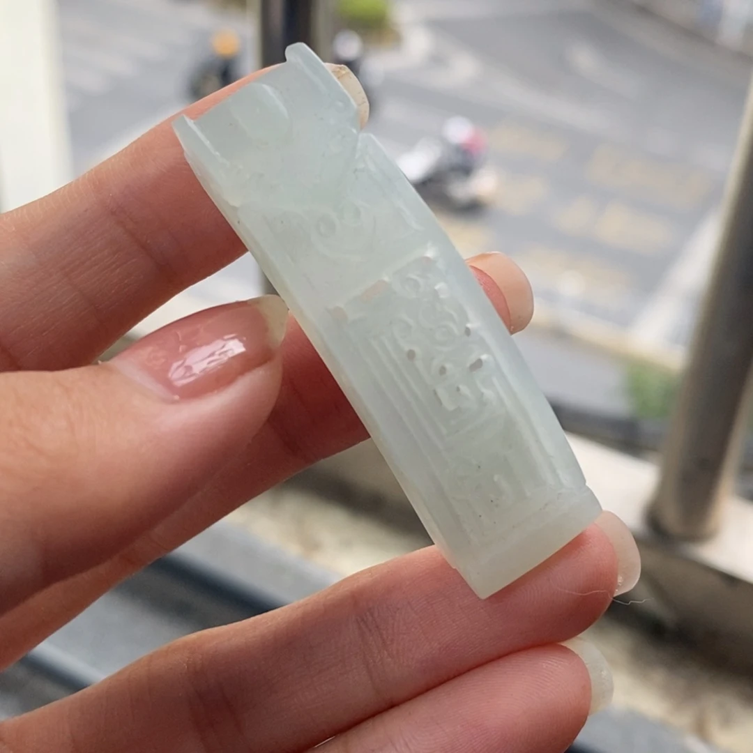 未镶嵌定制翡翠译*毛货无鉴赏期