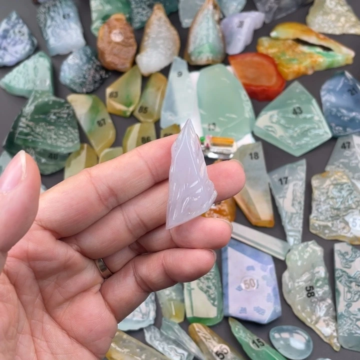 定制翡翠未镶嵌天***6